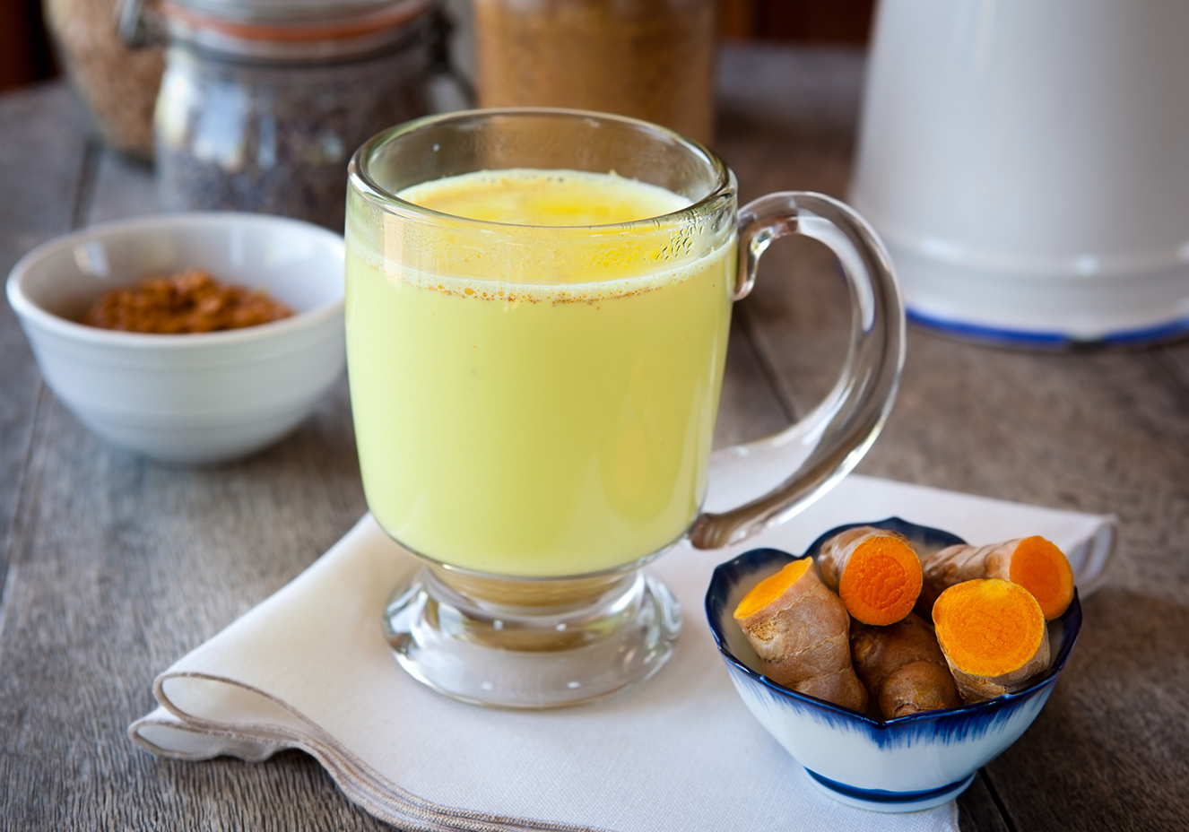 9 receitas com c&uacute;rcuma para melhorar o seu humor