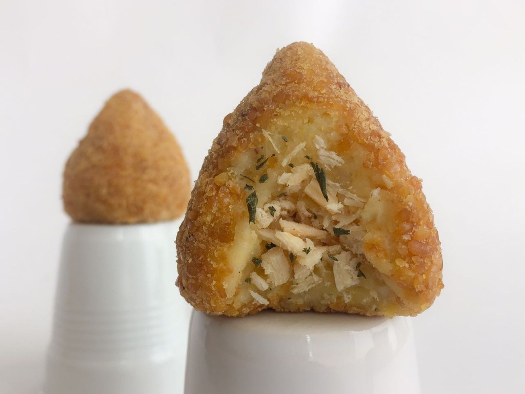 Coxinha de frango com batata-doce