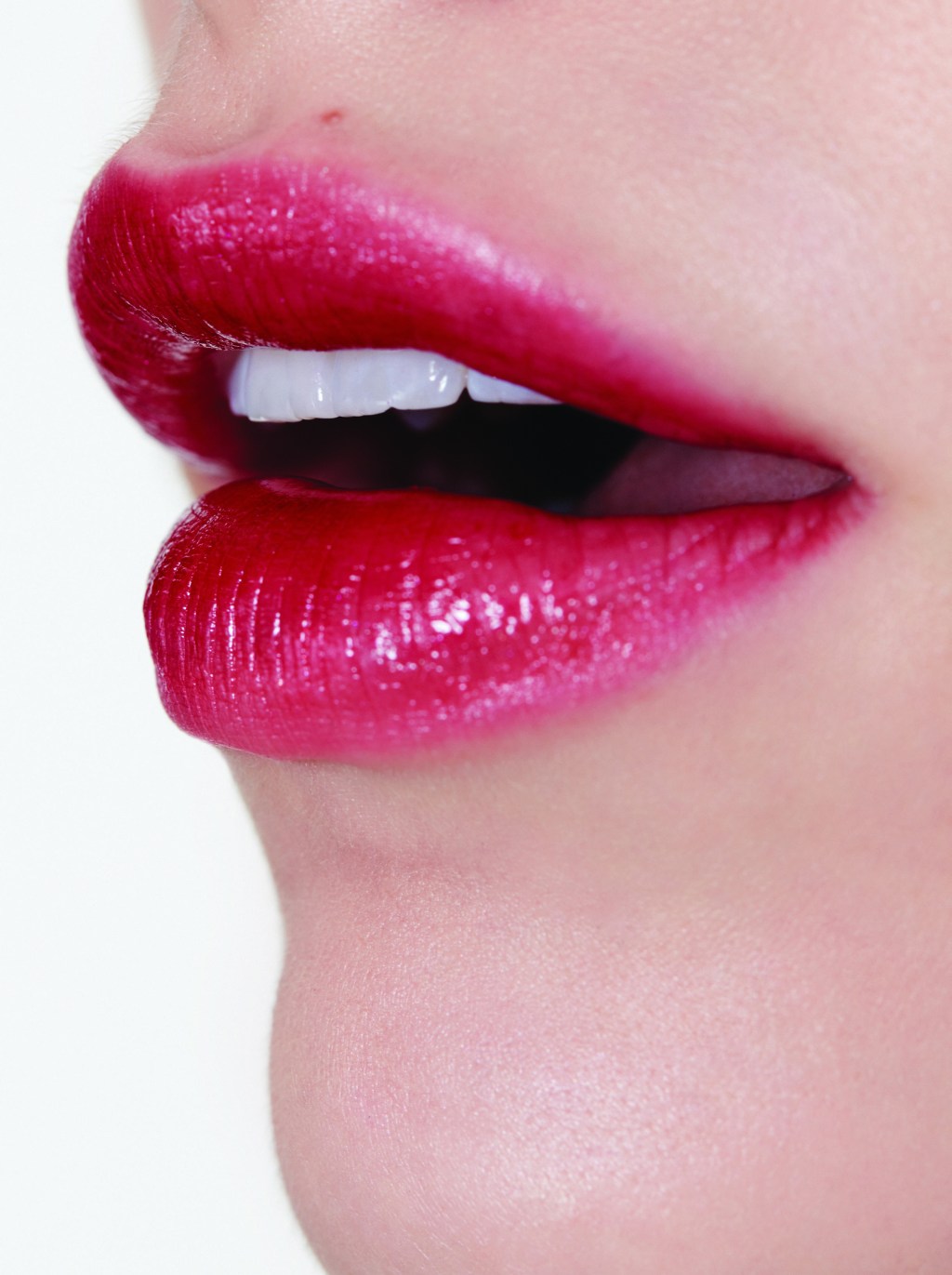 Maquiadora ensina a usar as cores tendência do inverno