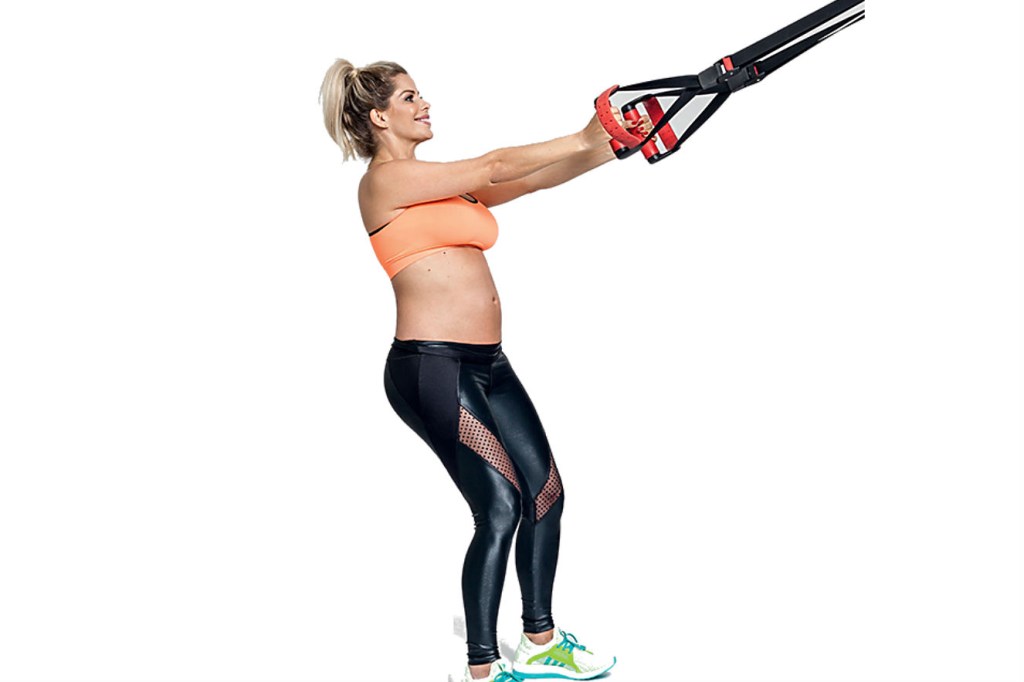 Karina Bacchi mostra exercícios para o 2º trimestre de gravidez