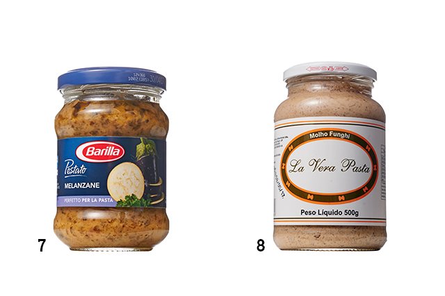 Duas embalagens de molho para macarrão das marcas Barilla e La Vera Pasta