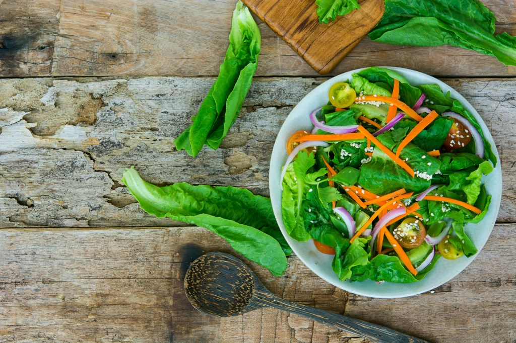 Combinações para montar uma salada detox Emagrecer com saúde: 7 dicas para enxugar e não engordar mais!