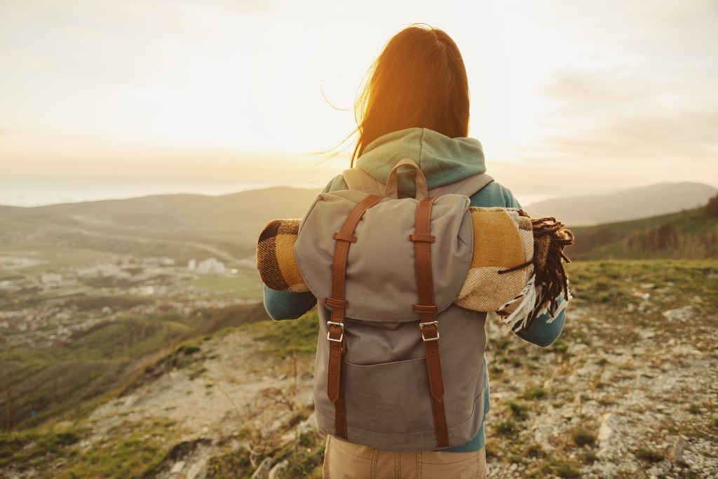 Vai viajar? Veja o que comprar na Black Friday para montar a sua mala