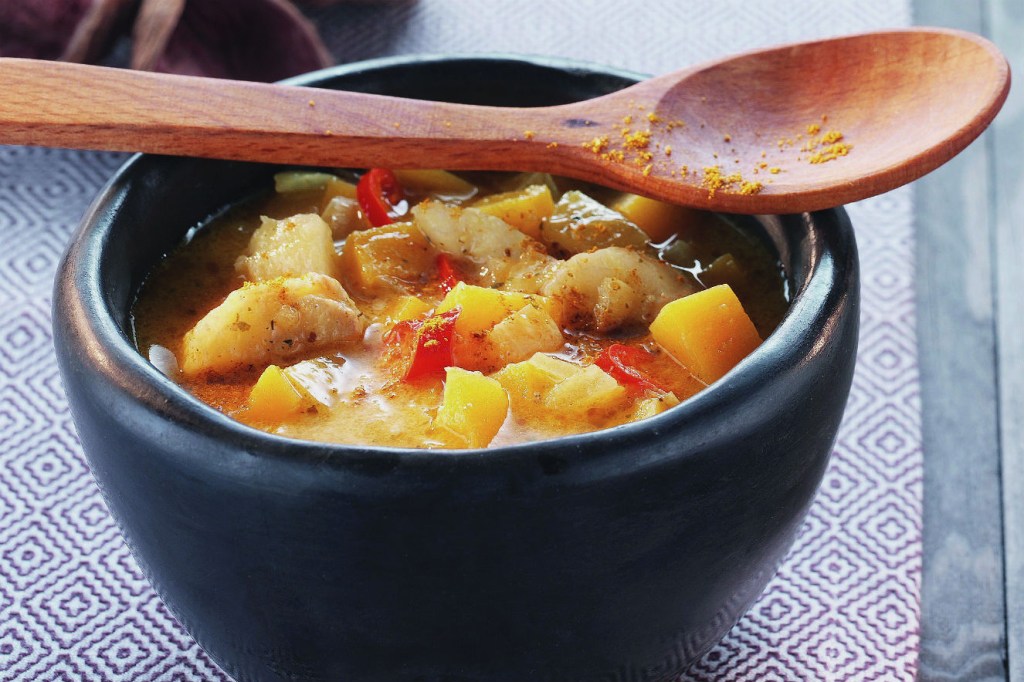 moqueca-capixaba Banana: 6 receitas práticas, diferentes e saudáveis para fazer com a fruta