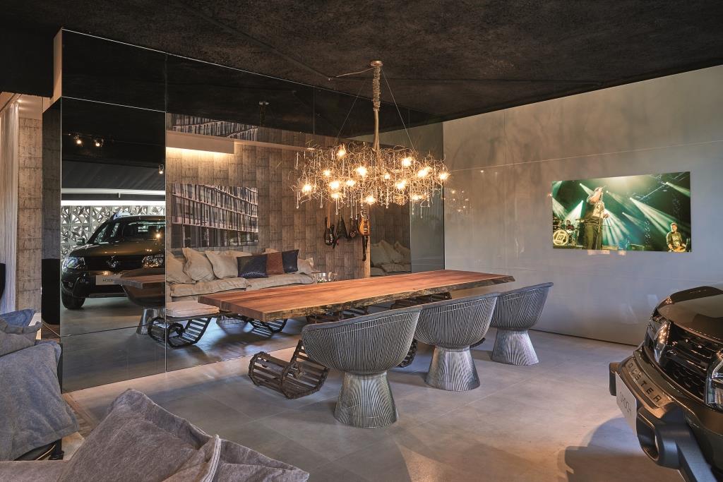 CASACOR Brasília: A relação prática e ousada entre picape e banda de rock