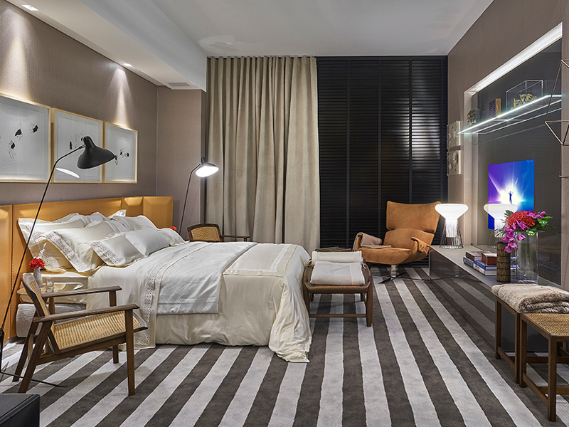 CASA COR Minas: Su&iacute;te com parede de vidro e vegeta&ccedil;&atilde;o brasileira