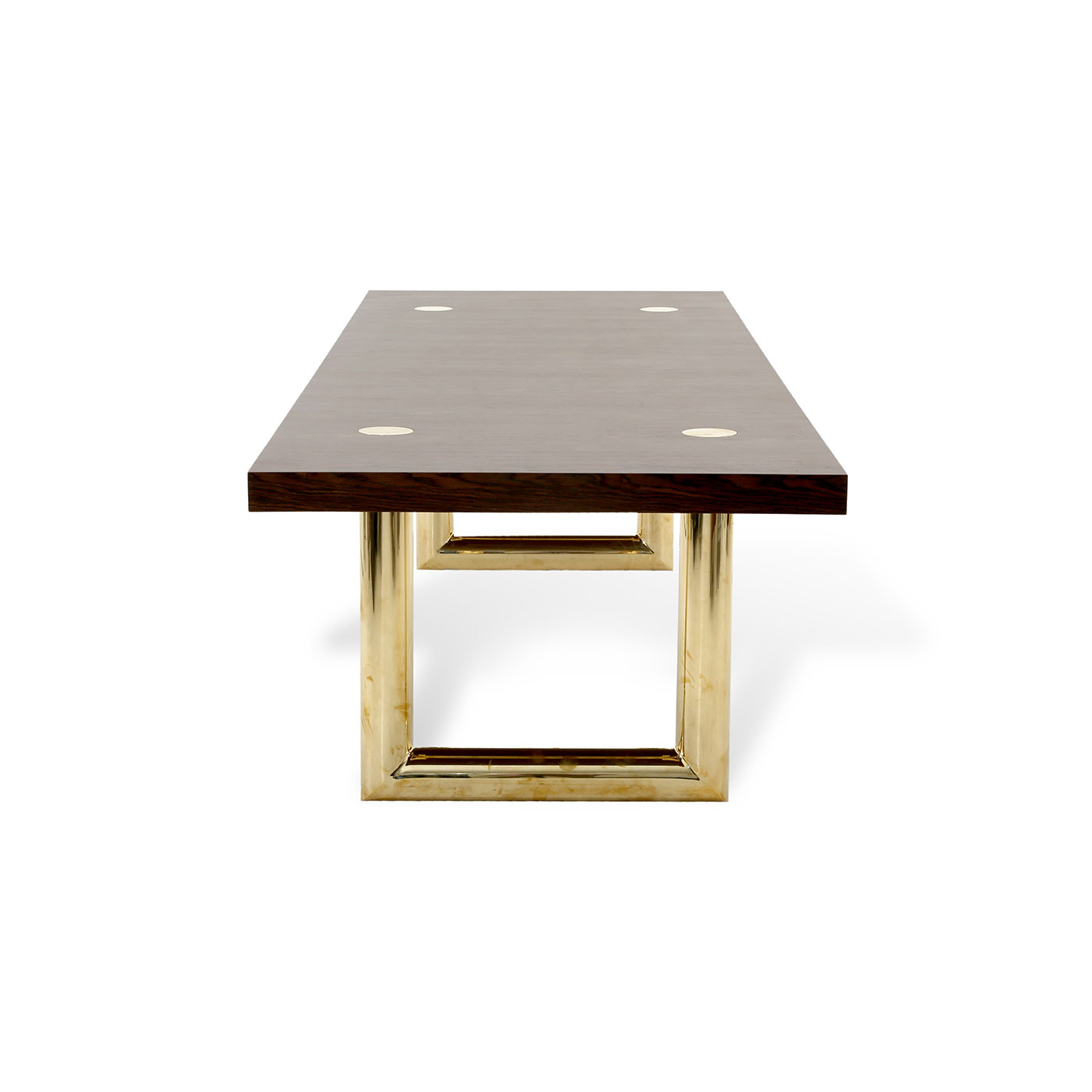 Breton celebra o alto design em nova cole&ccedil;&atilde;o