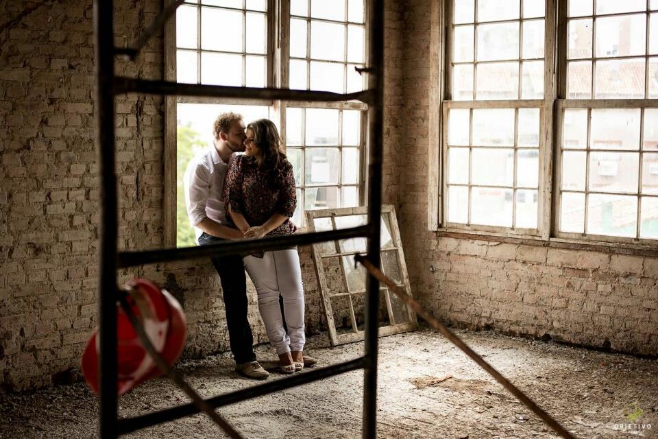 Arquiteta faz ensaio fotogr&aacute;fico nas obras da CASA COR RS