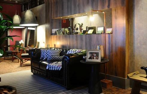 As formas geom&eacute;tricas e a simetria s&atilde;o marcantes na CASA COR PR 2016