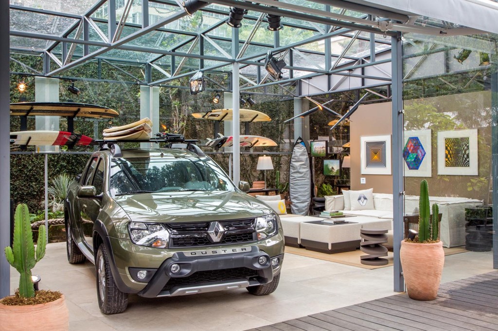 Transparência integra ambientes da CASACOR Rio ao jardim de Burle Marx