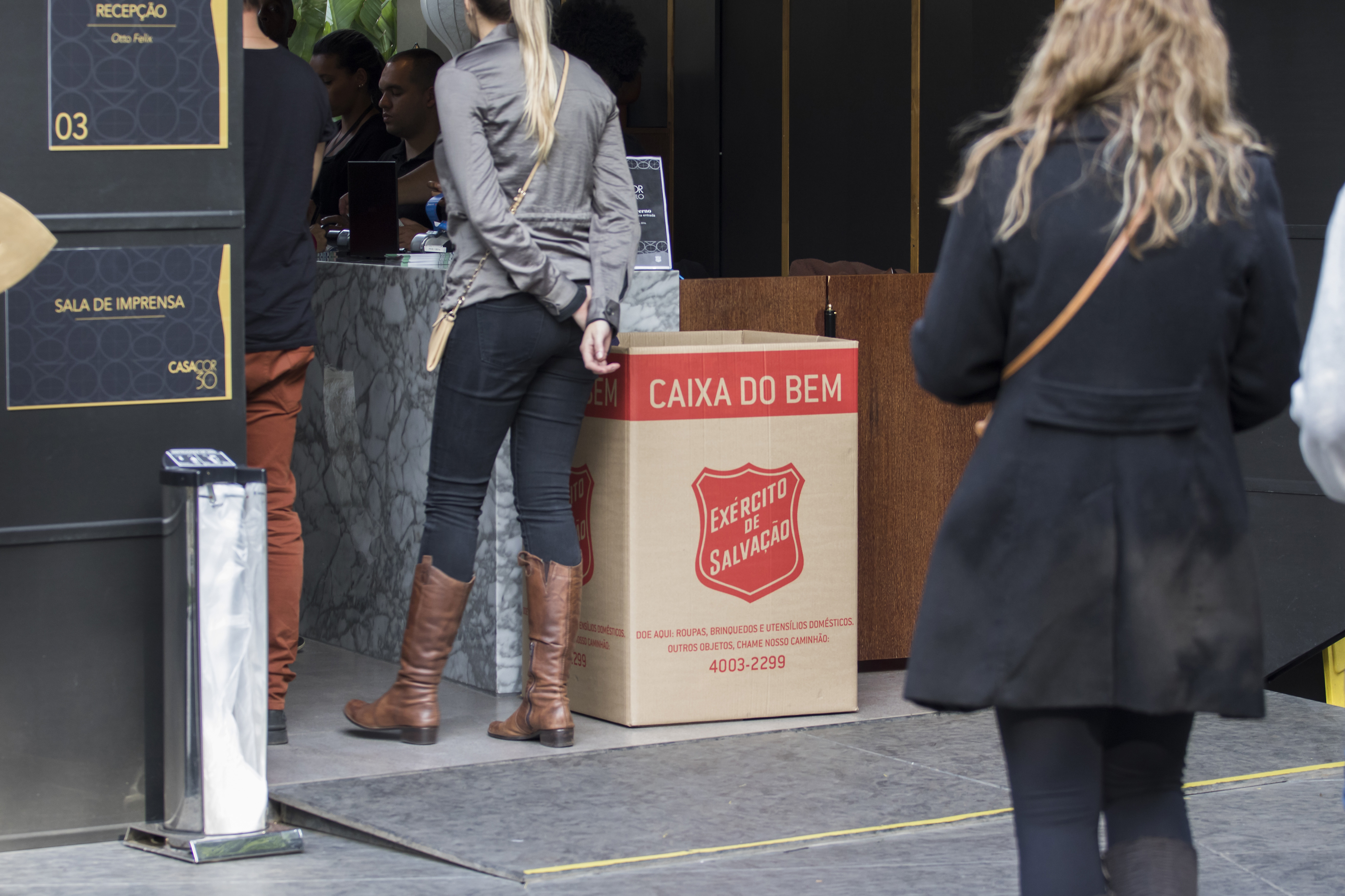 CASA COR SP arrecada mais de 350 agasalhos em campanha de inverno
