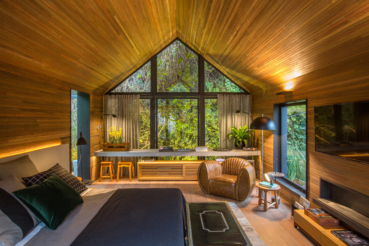 Transpar&ecirc;ncia integra ambientes da CASACOR Rio ao jardim de Burle Marx