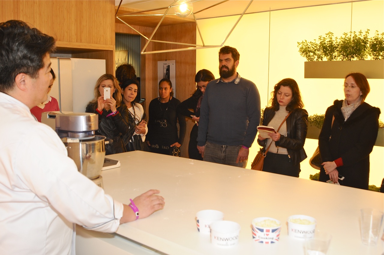 De&rsquo;Longhi apresenta m&aacute;quina que faz p&atilde;o de queijo na CASACOR SP
