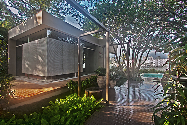 Vidros e espelhos conferem sofisticação em 6 espaços da CASACOR SP