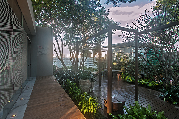 CASACOR SP: Um jardim com mix de cores, texturas e volumes