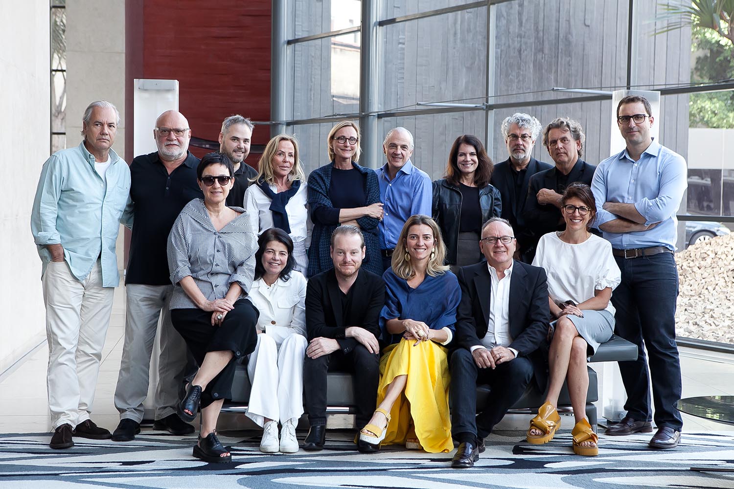 Livia Pedreira participa do j&uacute;ri do 21&ordm; Pr&ecirc;mio Deca