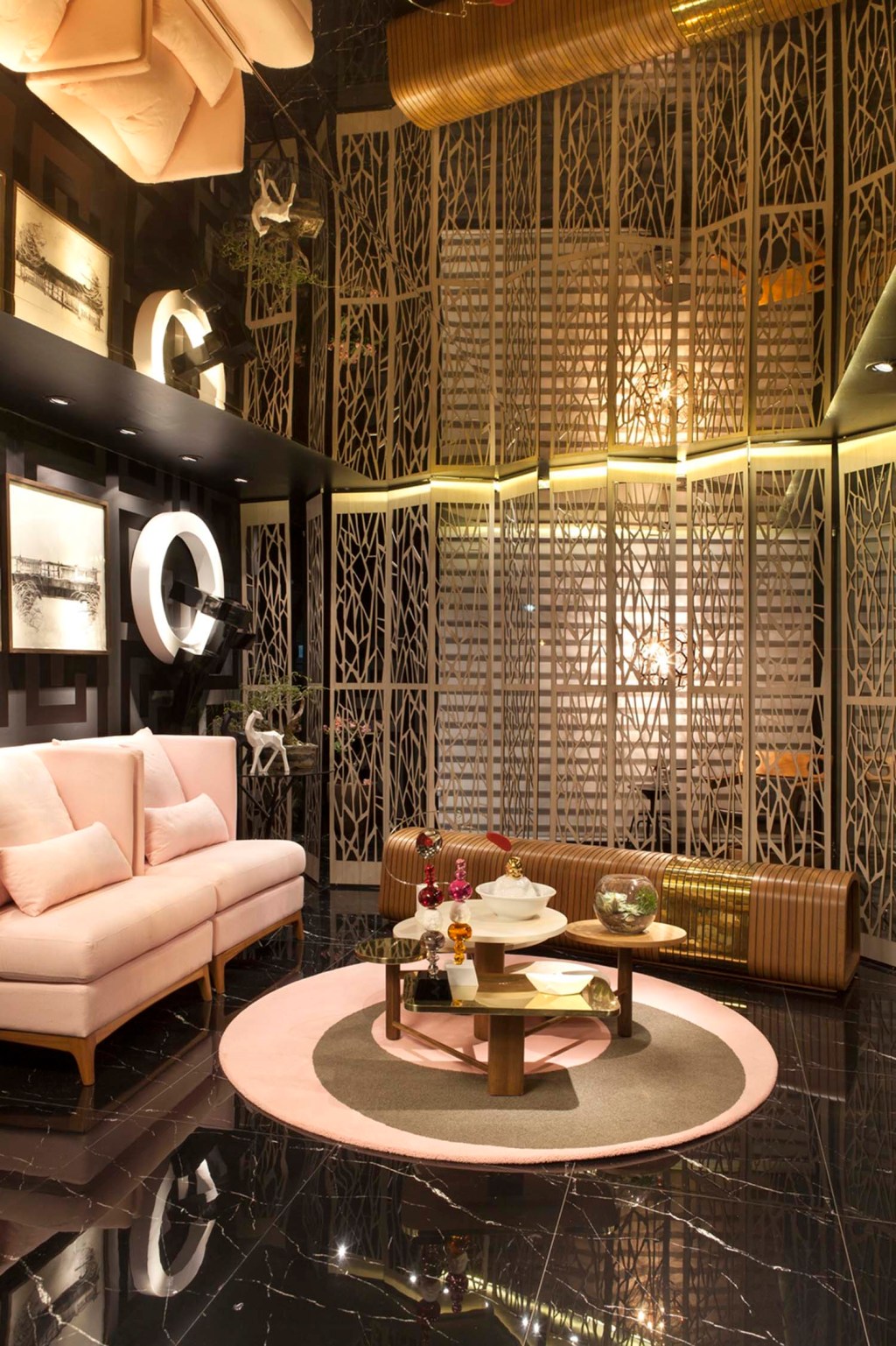 CASACOR PE: 7 ambientes onde os painéis de madeira são destaque