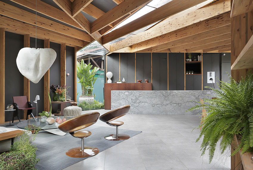 CASA COR SP: Revestimento inspirado em pedra natural italiana Serena