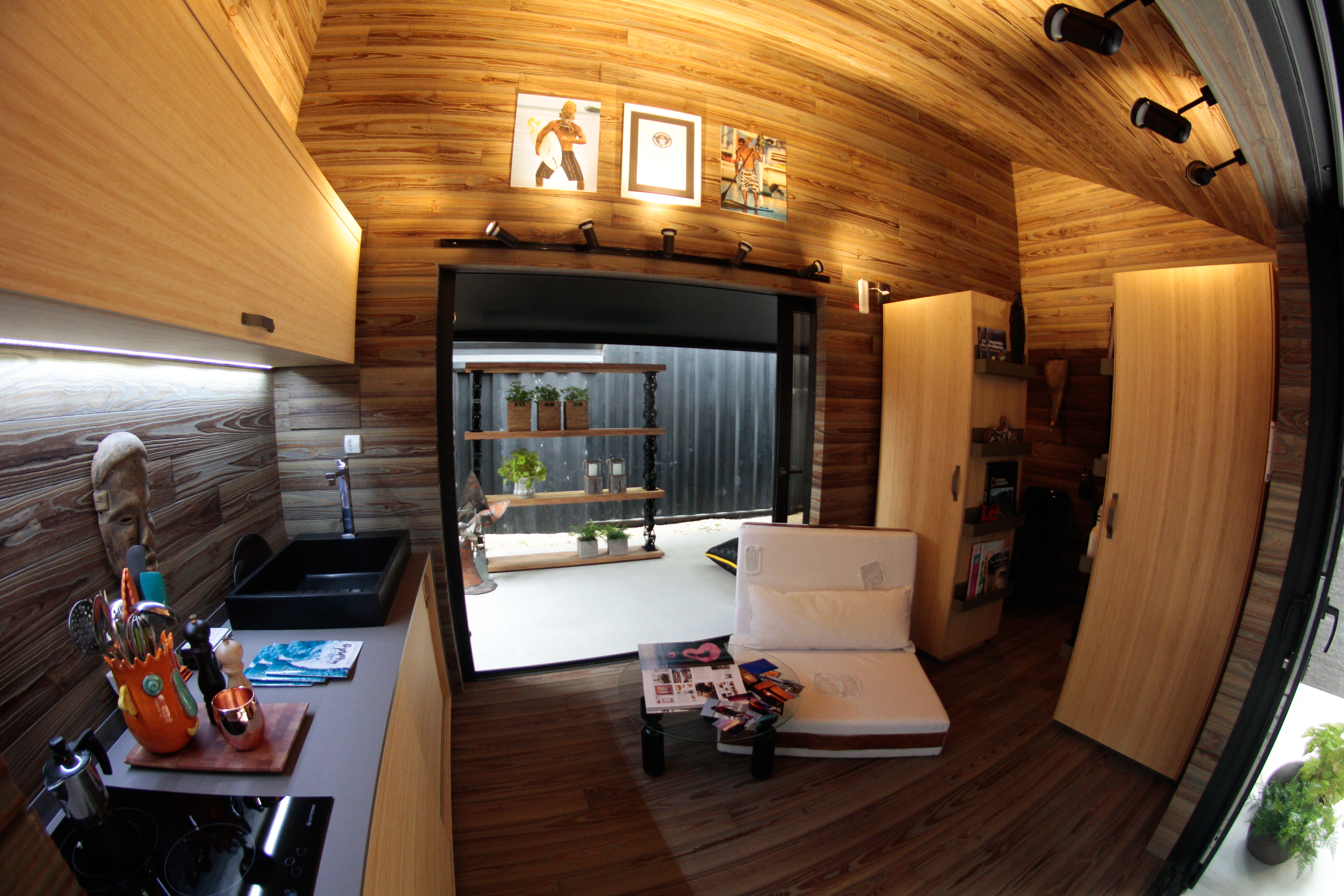 Casa m&oacute;vel e ecol&oacute;gica traduz a paix&atilde;o do dono por viajar