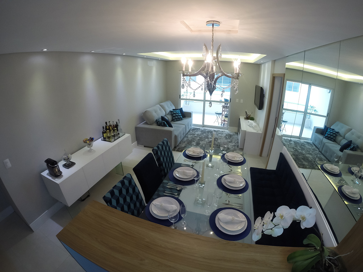 Apartamento pequeno com solu&ccedil;&otilde;es criativas para ampliar espa&ccedil;os