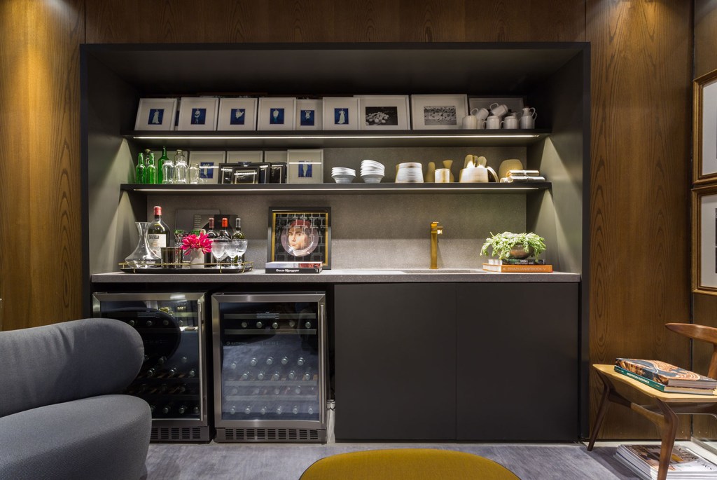 CASACOR SP 2016: uma adega com blocos de concreto