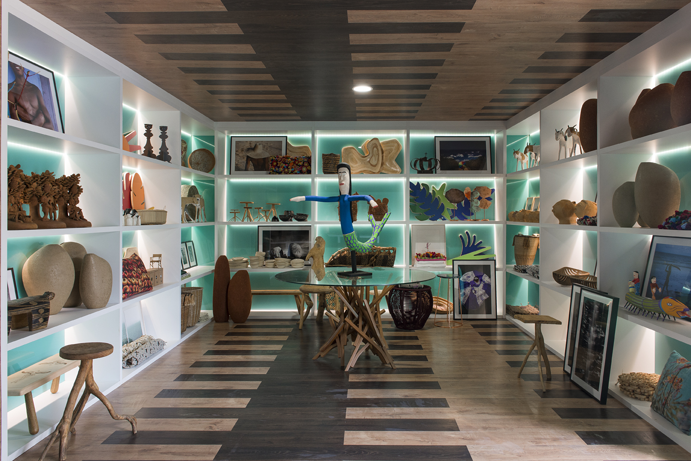 Quatro maneiras inusitadas de usar quadros por Cyrela