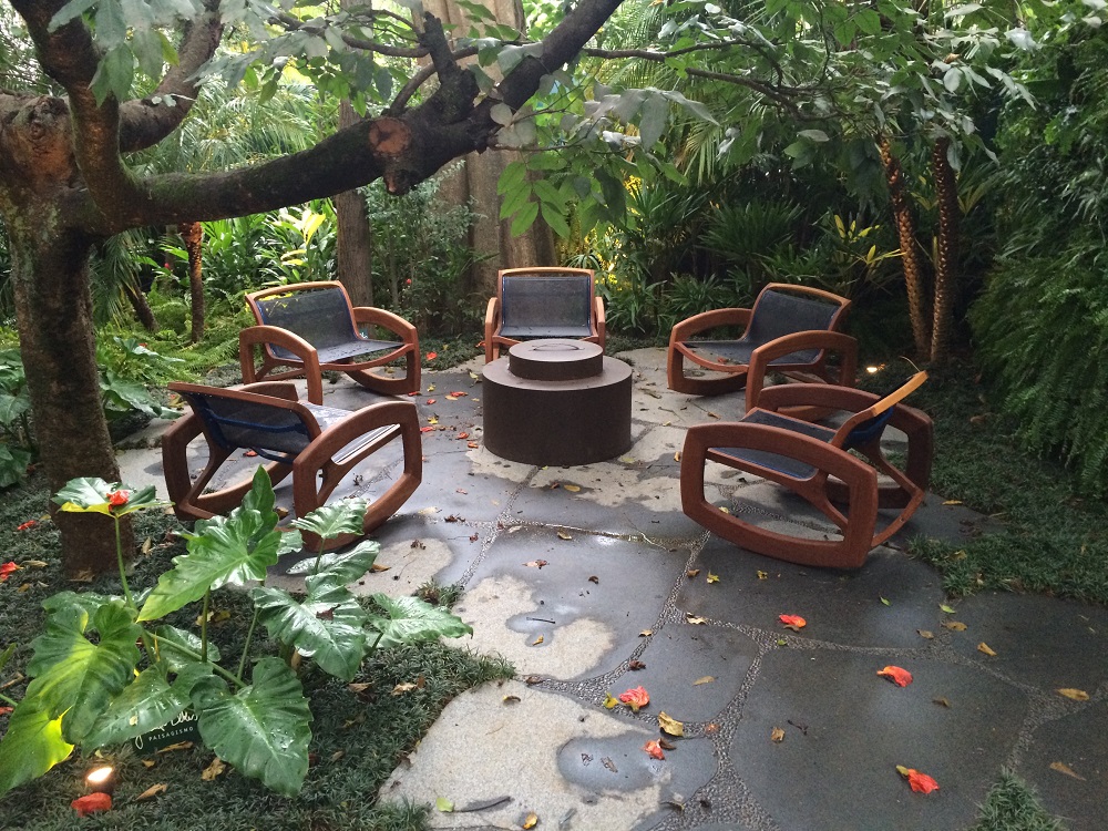 Sete ideias de jardim para a varanda de apartamento por Cyrela
