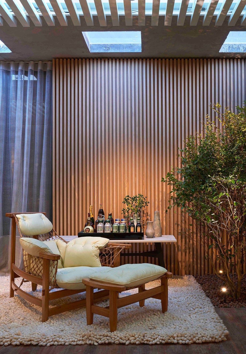 Do rural para o décor: O uso de jabuticabeiras na decoração