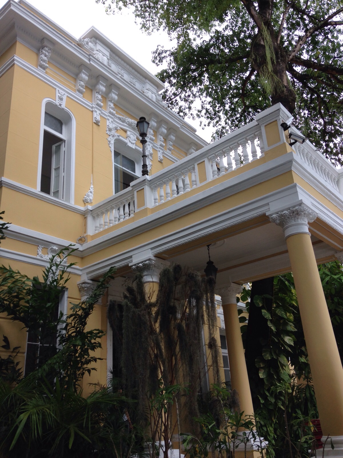 Renova&ccedil;&atilde;o da sede de CASA COR BA leva 710 litros de tinta