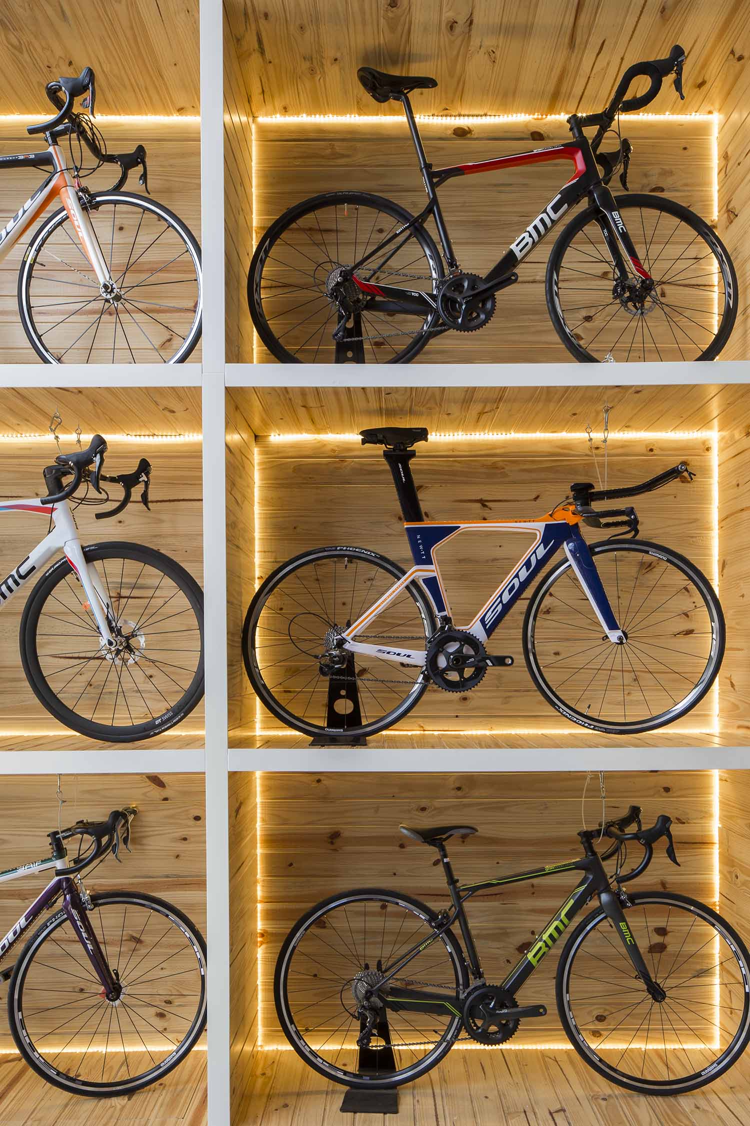 Oleg&aacute;rio de S&aacute; e Gil Cioni assinam projeto para amantes de bicicleta