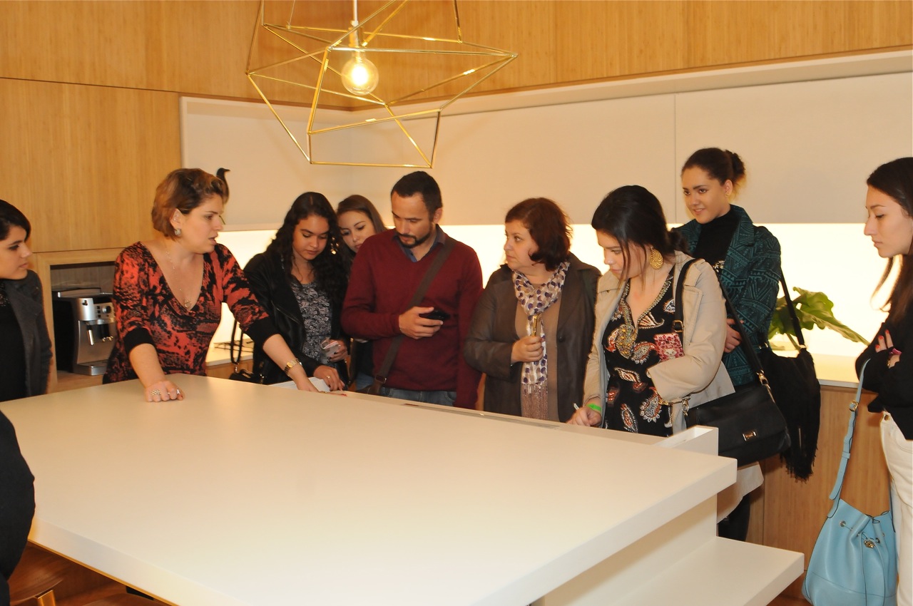 CASA COR SP recebe alunos da Universidade S&atilde;o Judas em visita guiada
