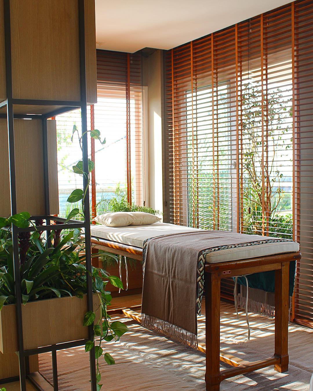 Pe&ccedil;as de antiqu&aacute;rio trazem ar r&uacute;stico a espa&ccedil;o da CASACOR Campinas