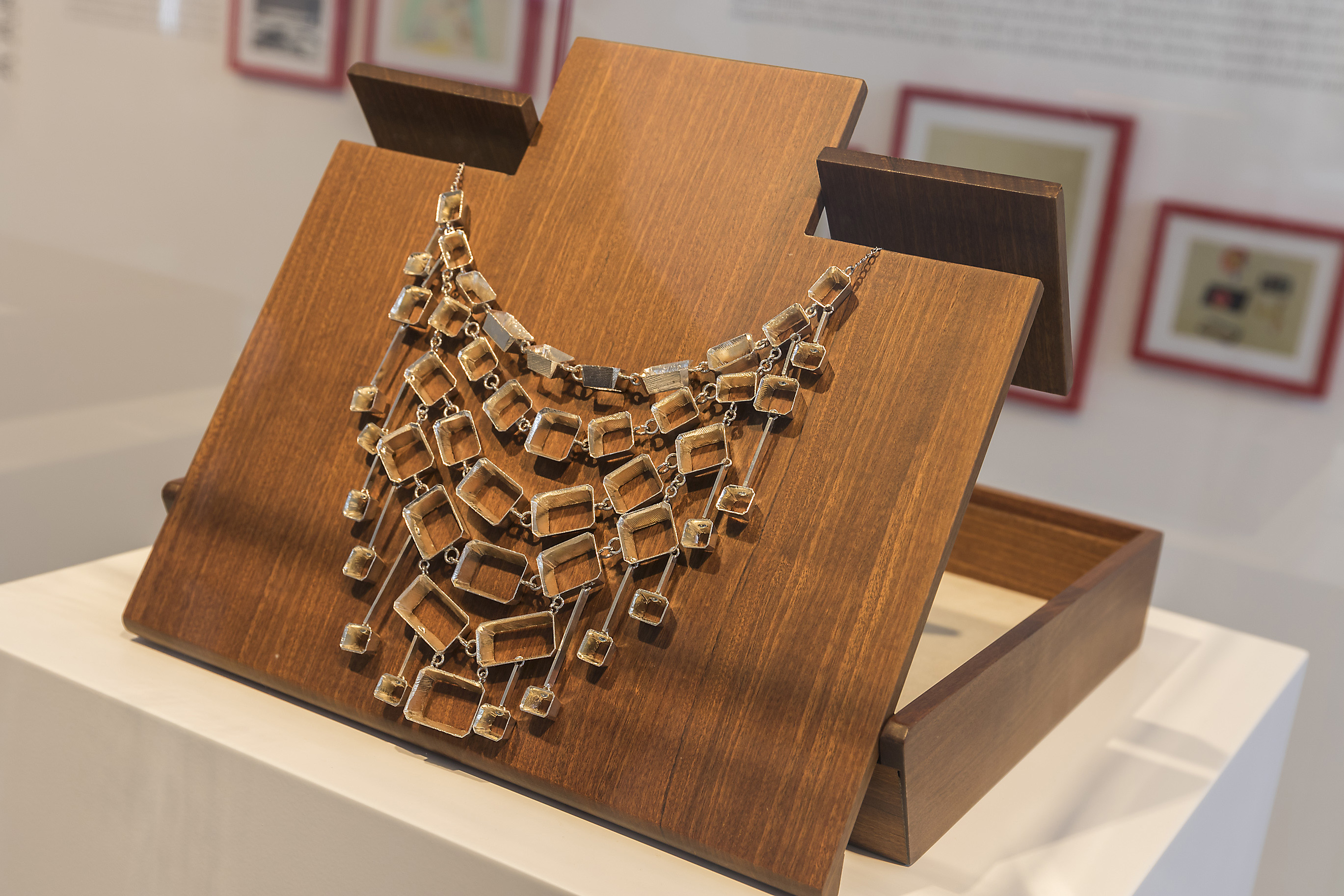 MADE: Colar de Lina Bo Bardi &eacute; recriado pela Talento Joias