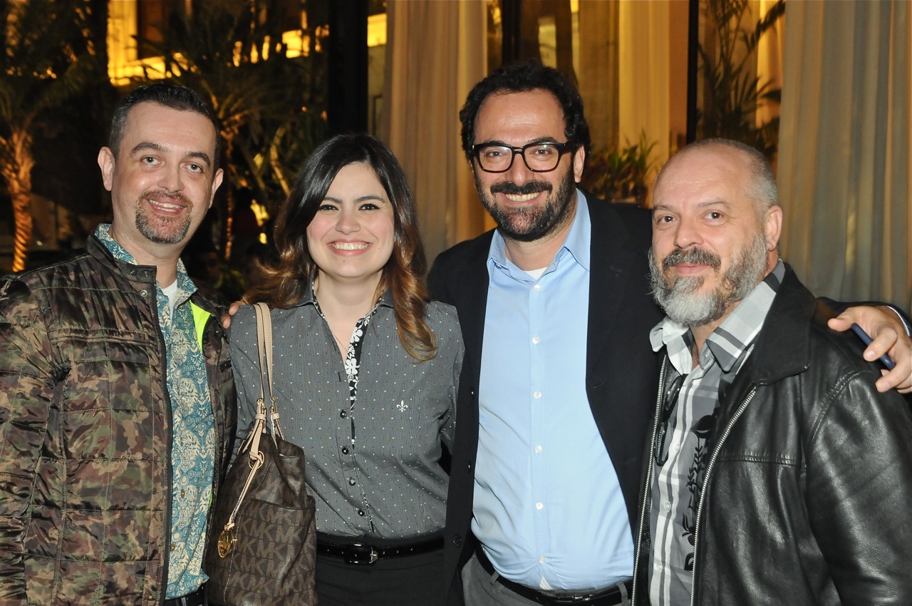 Vivian Coser recebe amigos no seu espa&ccedil;o da CASA COR SP