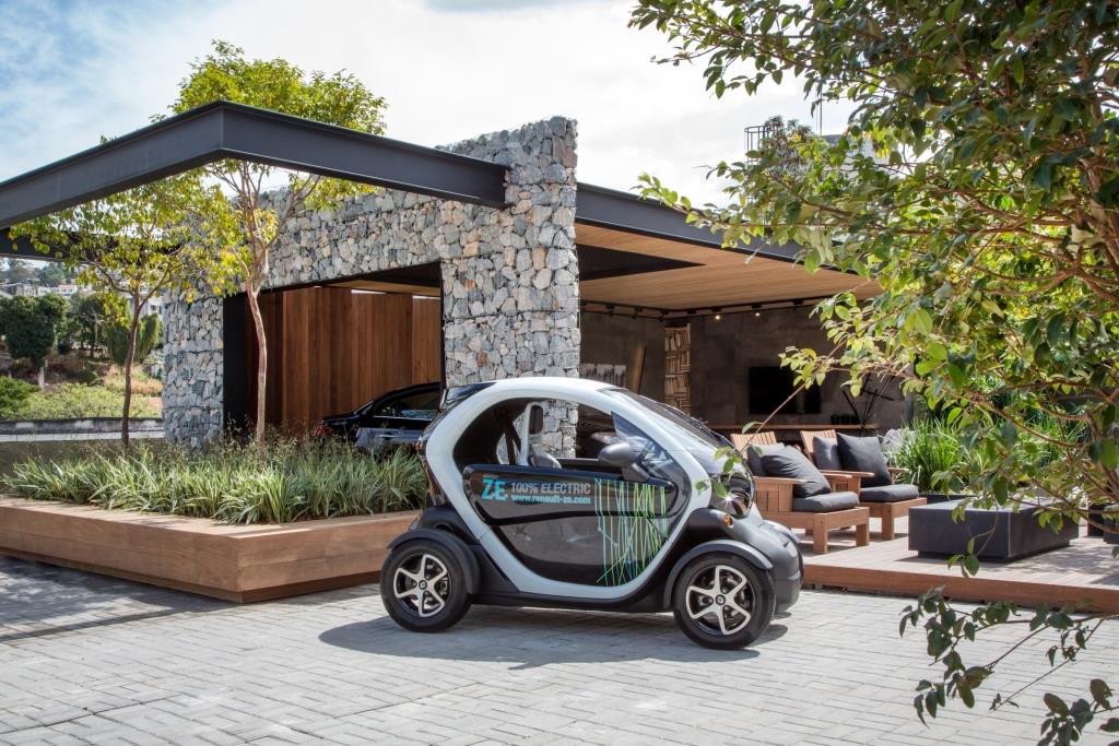 Garagem e living no mesmo espa&ccedil;o, na CASACOR Rio 2015