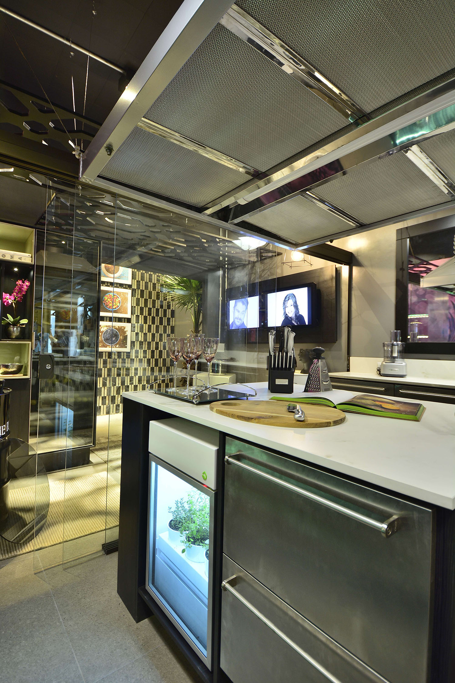 The Black Swan &eacute; a primeira cozinha funcional da CASA COR RS