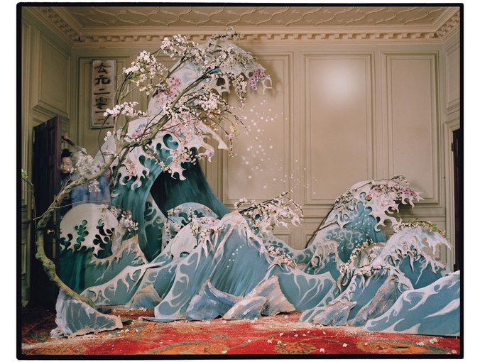 O trabalho surrealista e inusitado do fot&oacute;grafo Tim Walker