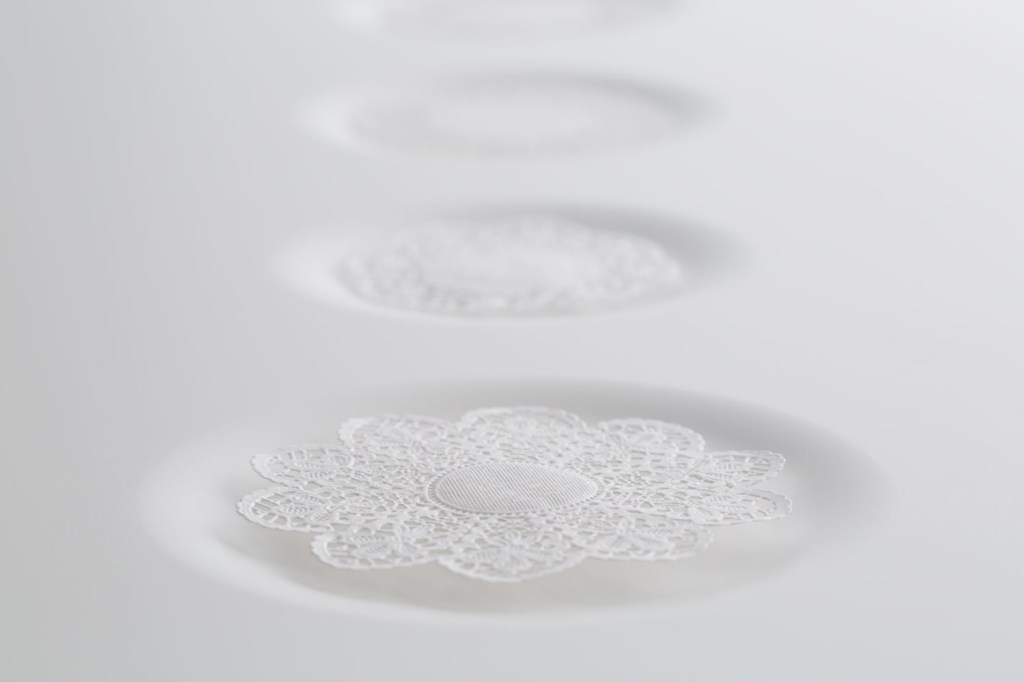 SUBTLE: sutilezas do papel desafiam os sentidos na JAPAN HOUSE