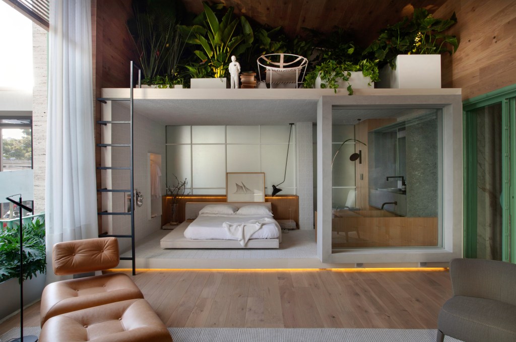 Nildo Jose – Loft Ninho CASACOR SP: caixa-mezanino abriga quarto, banheiro e jardim no Loft Ninho