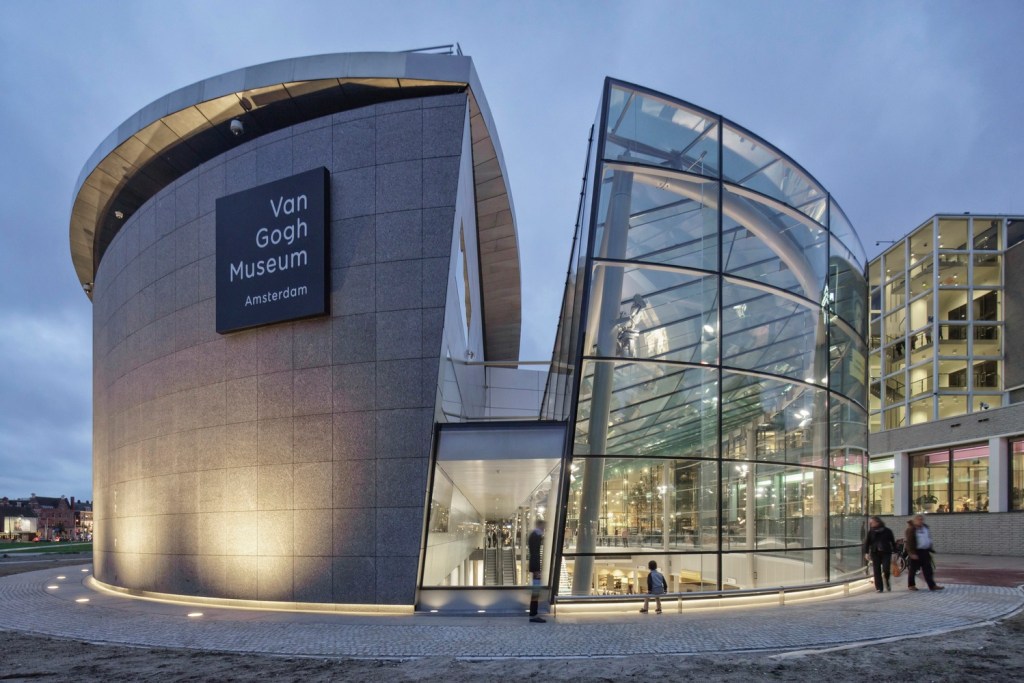 Vans e Van Gogh Museum se unem em projeto de preservação à arte
