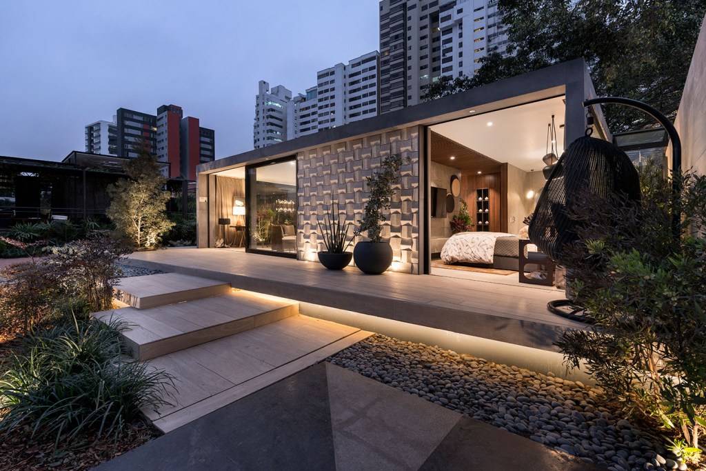 01-loft-urbano-ccperu18 CASACOR Peru 2018: Um refúgio na natureza em meio ao caos urbano