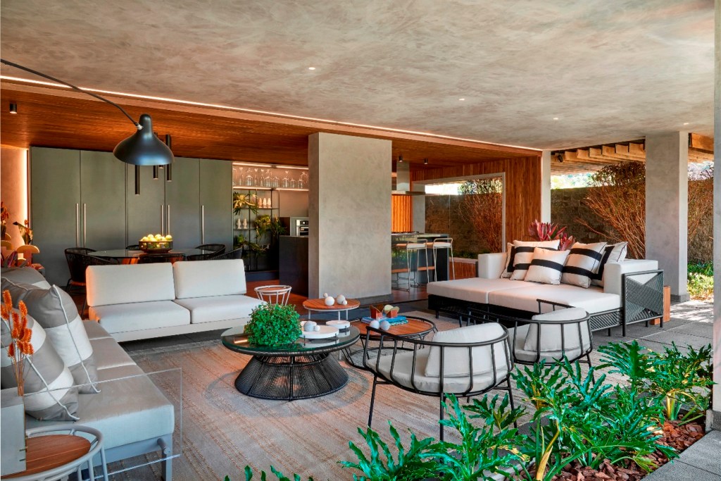 33 – ANEXO CONCRETO – Carpaneda _ Nasr Arquitetos Associados – crédito Jomar Bragança (3) CASACOR Brasília: concreto e natureza andam juntos em espaço de 130 m²