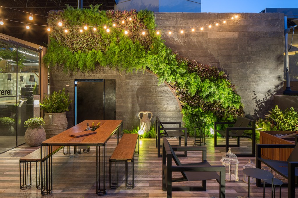 Casa de Vidro evidencia natureza e design local na CASACOR Brasília 2018