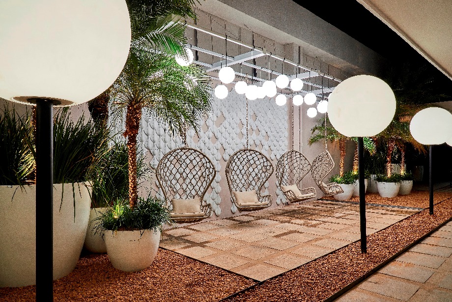 4 – JARDIM DO JORNALISTA – Mara Rubia Magalhães – crédito Jomar Bragança CASACOR Brasília: minimalismo e assimetria marcam o Jardim do Jornalista