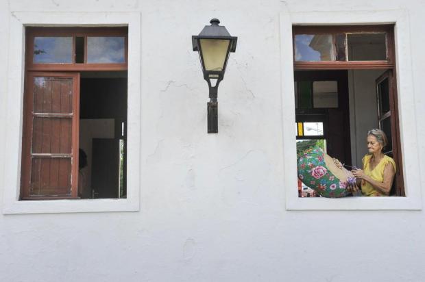 Rendeira janela CASACOR SC 2018 promove encontro com Rendeiras de Santo Antônio de Lisboa
