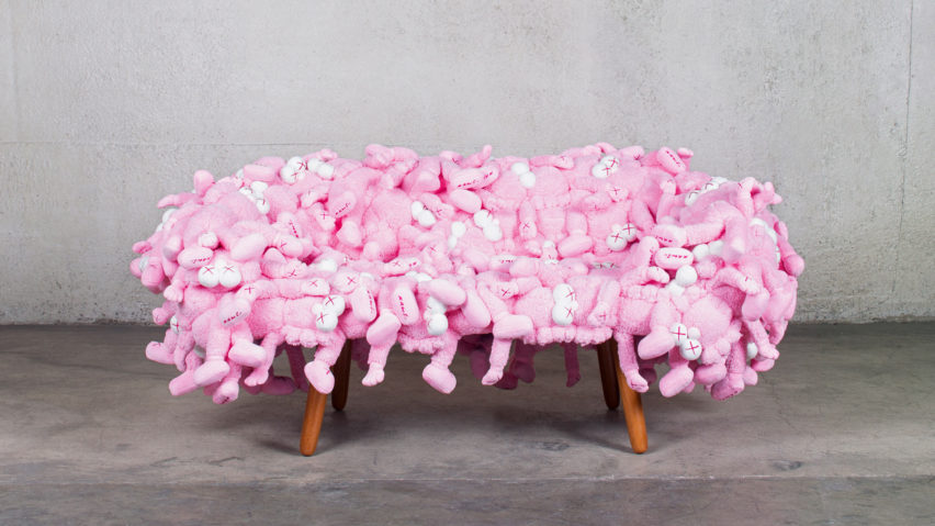Irm&atilde;os Campana e Kaws apresentam novas cria&ccedil;&otilde;es na Miami Art Week