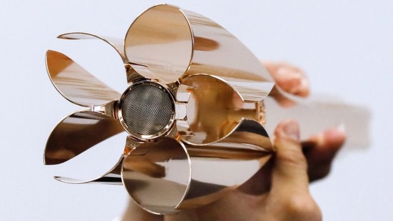 _106118302_tv053059562 Tokujin Yoshioka cria tocha olímpica inspirada na flor de cerejeira