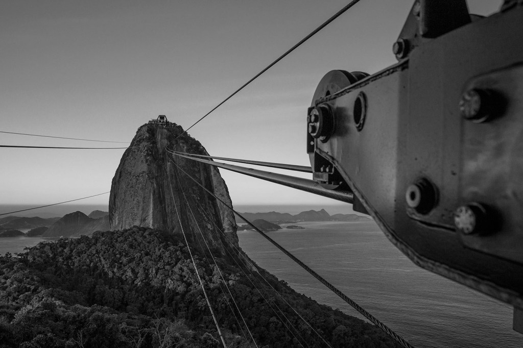 fleishman_strip_349462_2_full Rafael Duarte retrata um novo Rio de Janeiro em mostra na Cinza Galeria