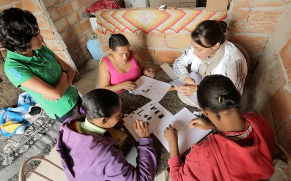 04-arquitetura-na-periferia Projeto ensina mulheres da periferia a construírem e reformarem suas casas