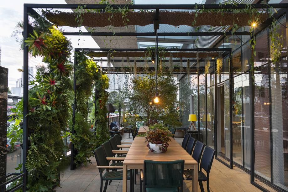 6 tipos de jardins verticais que roubaram a cena na CASACOR